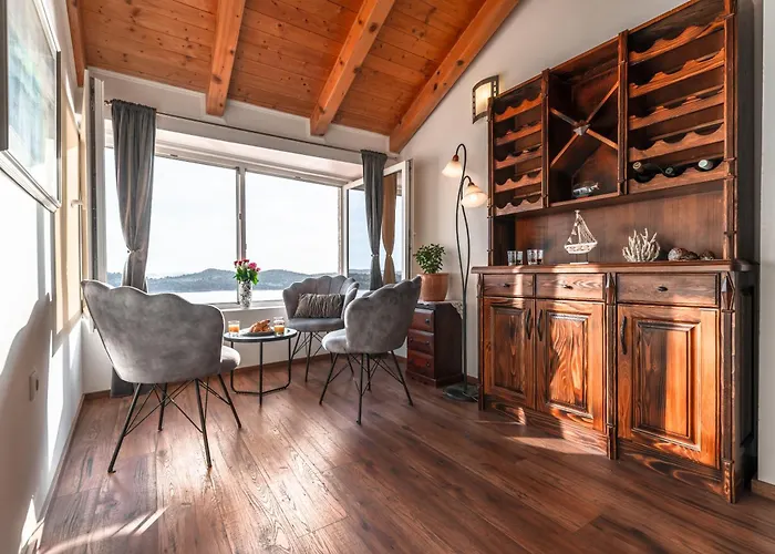 Old Town * שיבניק